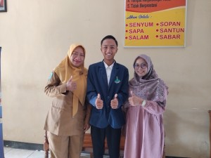 Mahasiswa UIN Ikuti Program PLP di SMAN Rambipuji, Direkrut Menjadi Tenaga Kependidikan
